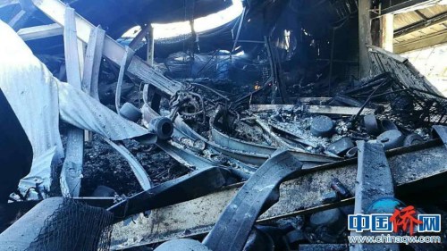 事發(fā)地斷壁殘垣。(潘郁供圖)