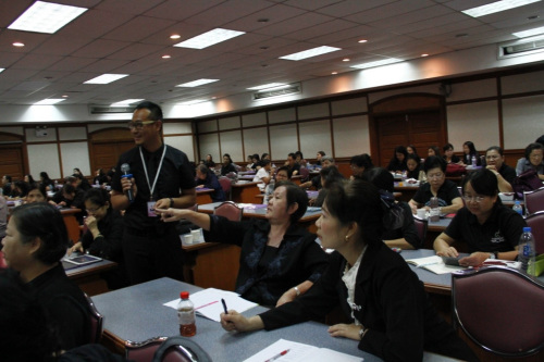 師生互動交流。