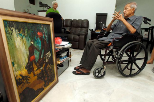 這幅《椰花酒工人》是張?zhí)煜嘧顫M意的作品，也是他第一次獲得大獎(jiǎng)的作品，意義深重。（馬來(lái)西亞《星洲日?qǐng)?bào)》）