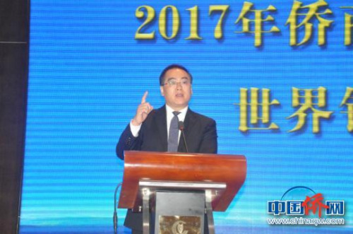 圖為國僑辦副主任郭軍致辭?！×趾啤z