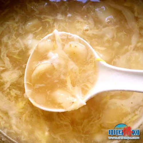 豬仔薯蛋花糖水 李曉春 攝 豬仔薯蛋花糖水 李曉春 攝