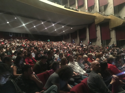 演出現(xiàn)場(chǎng)。