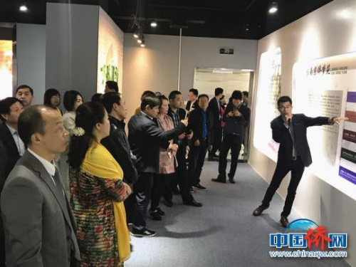 來自中國僑商會以及48個地方僑商組織的近百位負責人3日走進南京“僑夢苑”，分享招才引智經(jīng)驗，共覓合作商機?！铑伌取z