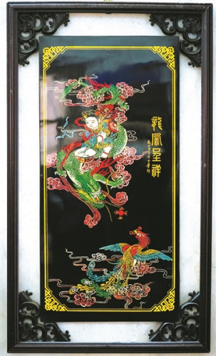 莊順華雕漆作品。