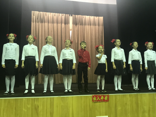 中國歌曲合唱。