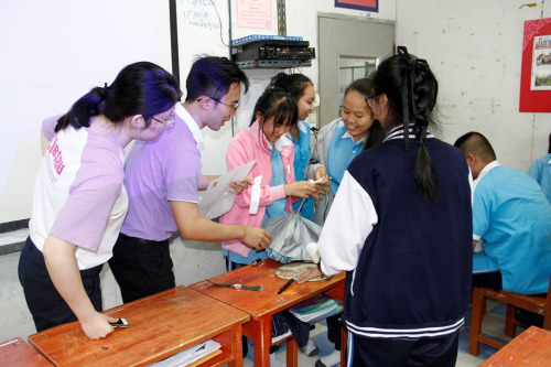 “千挑萬(wàn)選”漢語(yǔ)實(shí)戰(zhàn)訓(xùn)練。