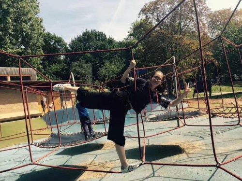 攝于開學初，自認為挑了一張響應十九大關(guān)鍵詞的照片——“自信”。(圖片均由作者提供)