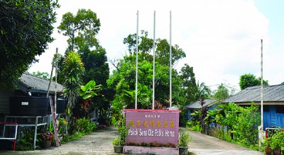 波各先那老人院前方依然保留舊式模樣。