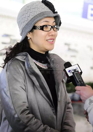 資料圖。馬曉晨，女高音歌唱家，國(guó)家一級(jí)演員。第6屆全國(guó)軍旅歌曲音樂(lè)電視大賽金獎(jiǎng)獲得者，代表作《啊，白衣天使》等。