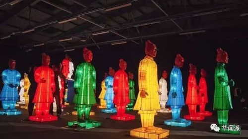 (英國《華聞周刊》微信公眾號) (英國《華聞周刊》微信公眾號)