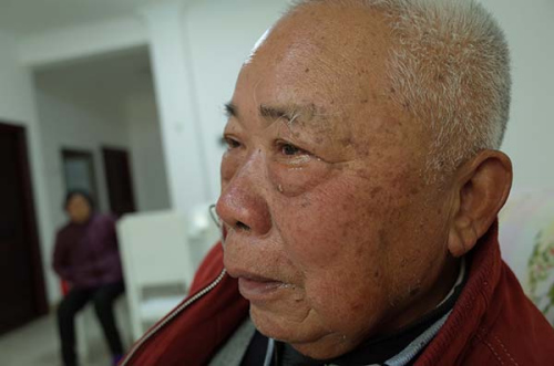 黃寶州老人講述尋親經(jīng)歷 黃寶州老人講述尋親經(jīng)歷