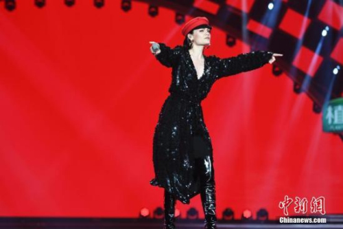 知名歌手Jessie J登臺(tái)獻(xiàn)唱