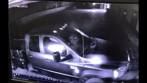 警方公布事發(fā)時的監(jiān)控錄像。