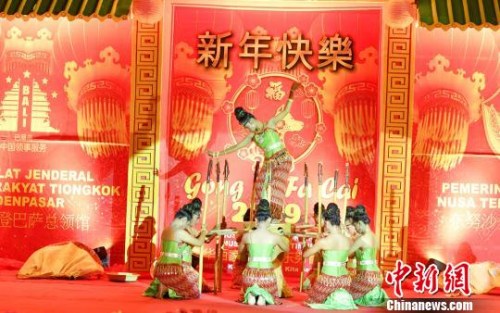 圖為精彩演出?！≈袊v印尼登巴薩總領(lǐng)館 供圖 攝