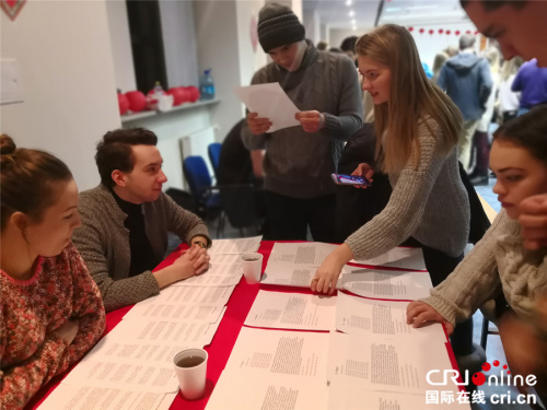 問運勢，問狗年愛情、財運、健康等情況