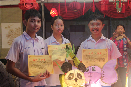 學(xué)生燈籠作品獲獎 學(xué)生燈籠作品獲獎