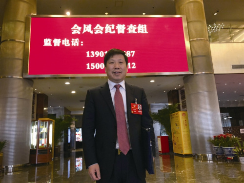 張國權(quán) 意大利羅馬華僑華人聯(lián)合總會(huì)會(huì)長