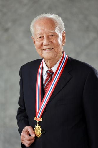 　黃旭華院士。