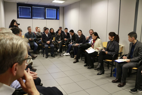 座談會現(xiàn)場。圖片取自中國駐巴塞羅那總領(lǐng)館