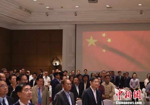 柬埔寨中國港澳僑商總會20周年暨第九屆理事就職現(xiàn)場?！↑S耀輝 攝