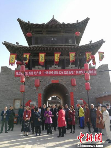 青龍鎮(zhèn)是集軍事重鎮(zhèn)、商貿(mào)集鎮(zhèn)、農(nóng)耕老鎮(zhèn)、文化名鎮(zhèn)于一體的古鎮(zhèn)?！罱苡?攝