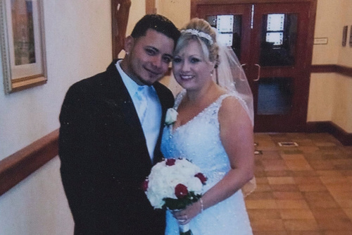 安妮和弗蘭科。(美國中文網援引當?shù)孛襟w)