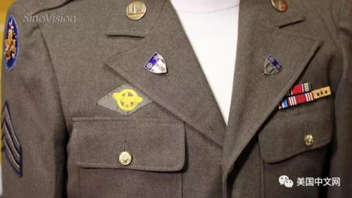 陳燦培的藏品——飛虎隊(duì)軍裝(美國中文網(wǎng)/門萌萌 攝)