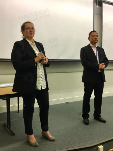 左為:Bridget Doell (圖片來源:新西蘭天維網) 左為:Bridget Doell (圖片來源:新西蘭天維網)