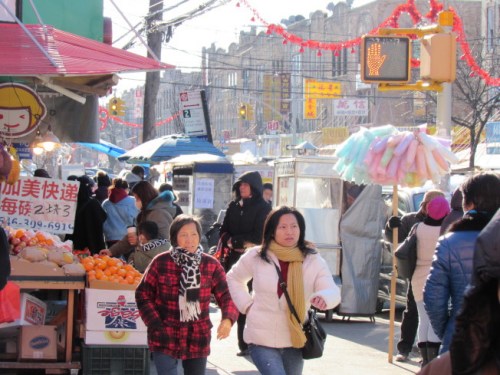 布魯克林8大道近年來有愈來愈多福州移民遷入。(圖片來源：美國《世界日?qǐng)?bào)》/顏嘉瑩攝)