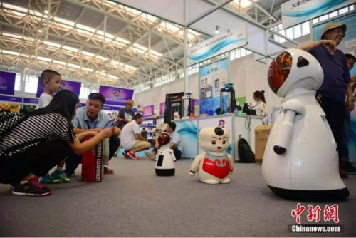 資料圖：2016年僑洽會展會現(xiàn)場