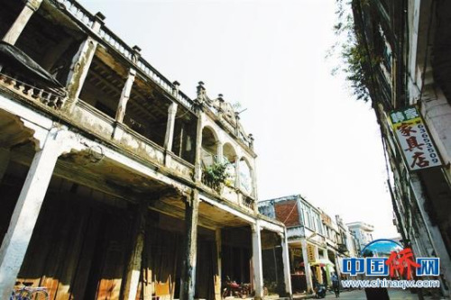 資料圖：鋪前鎮(zhèn)街道一景。　黃良策 攝