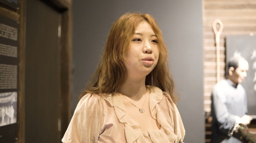 　參觀者，廈門大學(xué)學(xué)生張露丹。(圖片來自華輿 視頻截圖)