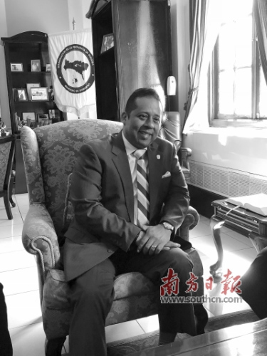 巴拿馬省省長(zhǎng)皮諾·平托。