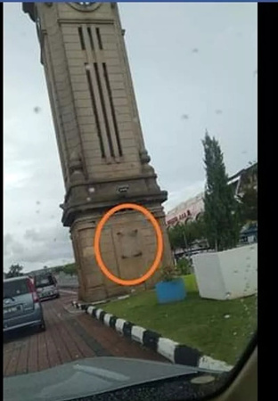 具有歷史價值的大鐘樓銅匾被偷。（馬來西亞《星洲日報》）