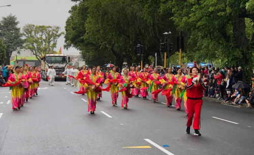 (新西蘭中華新聞社) (新西蘭中華新聞社)