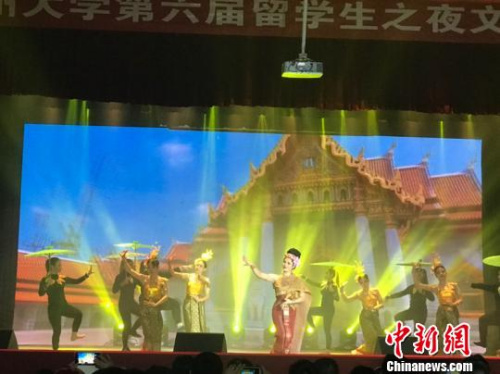 晚會活動現(xiàn)場。冷桂玉 攝