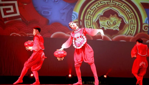 舞蹈《亥豬樂道》。