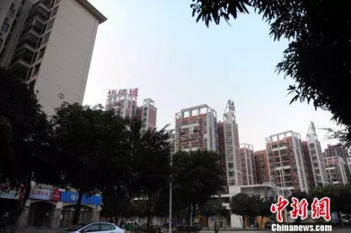 安置了兩千多戶歸僑的武鳴華僑城?！∈Y雪林 攝