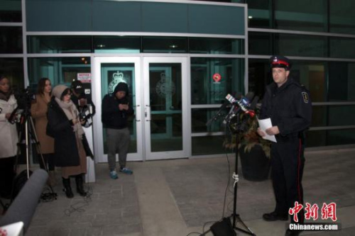  資料圖：加拿大安大略省約克區(qū)警察局發(fā)言人于當?shù)貢r間3月26日晚向媒體披露，一名22歲陸姓(音譯，Wanzhen LU)中國男性留學生在加拿大大多倫多地區(qū)萬錦市(Markham)遭到綁架三天后終于被找到，生命無虞。但因嫌犯尚未落網(wǎng)，此案調查尚未終結。 <a target='_blank' >中新社</a>記者 余瑞冬 攝