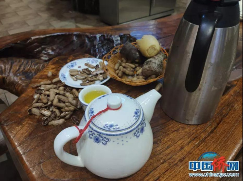 老爸茶。吳侃 攝