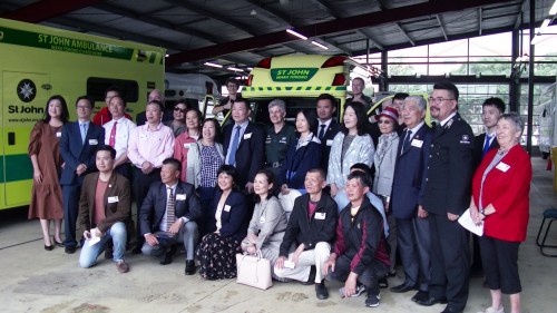 St John新西蘭大北區(qū)營銷和募捐總經(jīng)理Di Senior女士主持了捐車啟用祈福儀式。