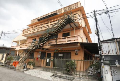 隨著工廠撤離，許多原本充作外勞宿舍的屋子已經(jīng)空置。