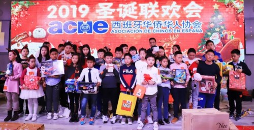 “走秀”活動現(xiàn)場。(《歐洲時報》/林碧燕 攝)