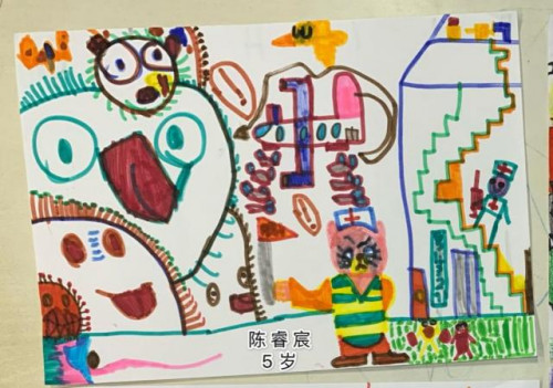 陳睿宸，5歲，意大利羅馬中華語言學(xué)校(浙江省僑聯(lián)網(wǎng)站圖片)