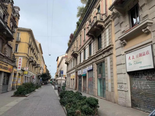 意大利華人街街頭空無(wú)一人。(作者供圖)