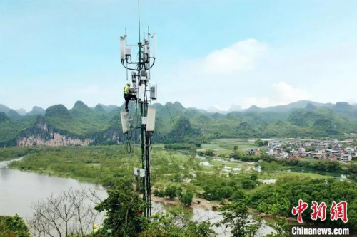 資料圖：圖為 5G基站建設(shè)。