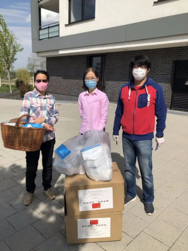 斯圖加特漢語學(xué)校的老師積極參與。受訪者供圖