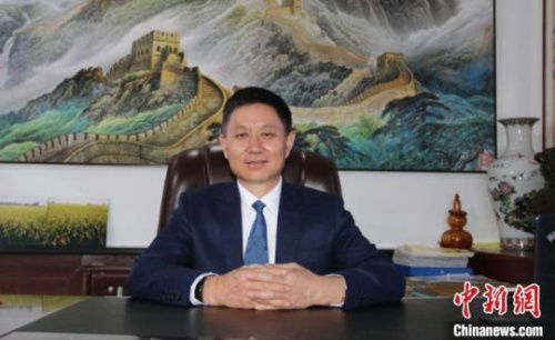 全國人大代表、黑龍江省樺南縣梨樹鄉(xiāng)和平村農(nóng)民技術(shù)員、黑龍江孫斌鴻源農(nóng)業(yè)開發(fā)集團(tuán)總經(jīng)理孫斌。孫斌 提供