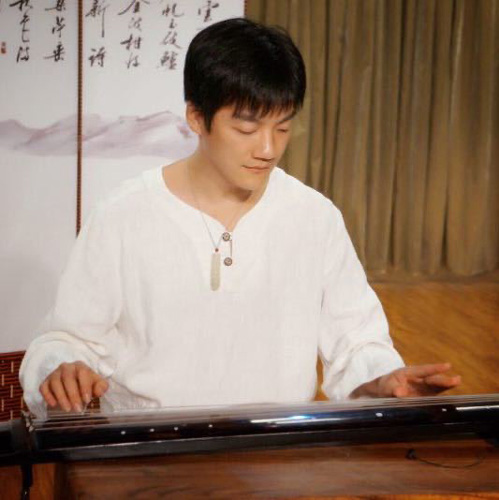 古琴老師。（受訪者供圖）