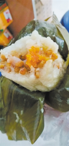 帶殼綠豆做的粽子口感更香滑。